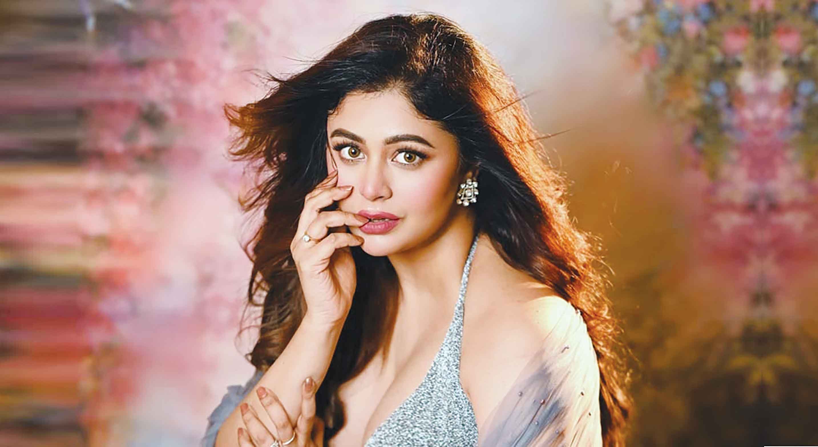 বিয়ের পিঁড়িতে বসছেন ঋতাভরী!