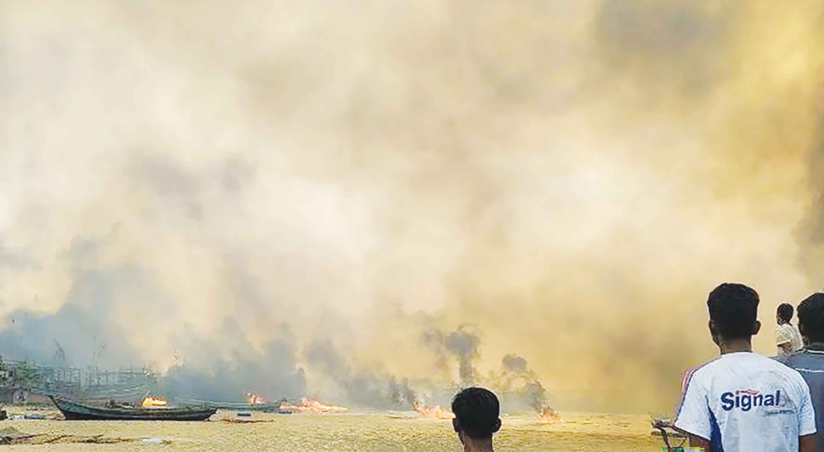 রাখাইনে জান্তাবাহিনীর বিমান হামলায় ৪০ জন নিহত