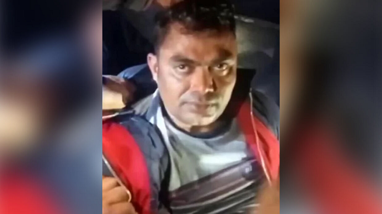 ওসি পরিচয়ে চাঁদাবাজির সময় আটক ছাত্রদল নেতাকে গণপিটুনি