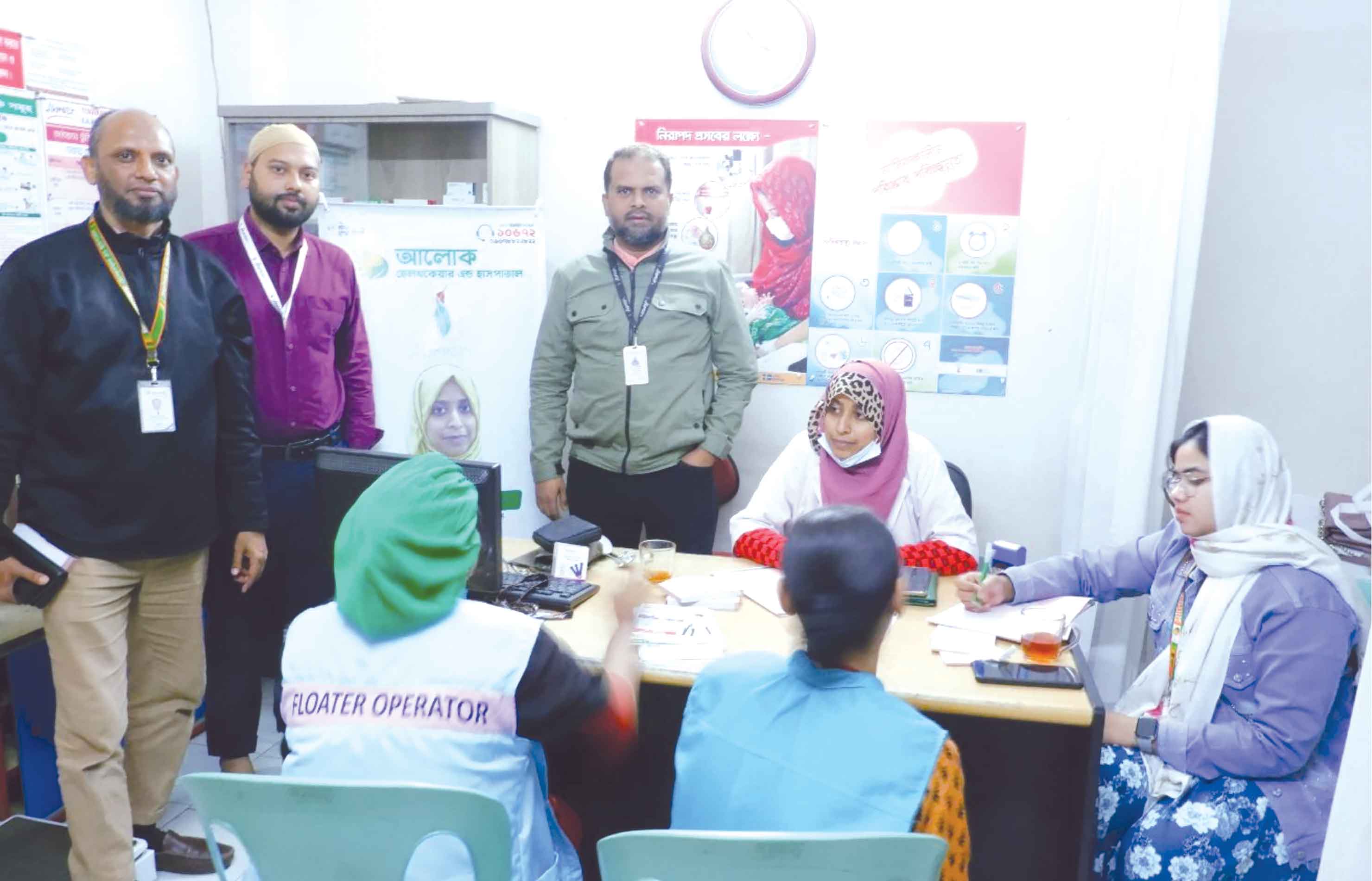 আব্রম্নয়ান গার্মেন্টসে আলোক হেলথকেয়ারফ্রি মেডিকেল ক্যাম্প