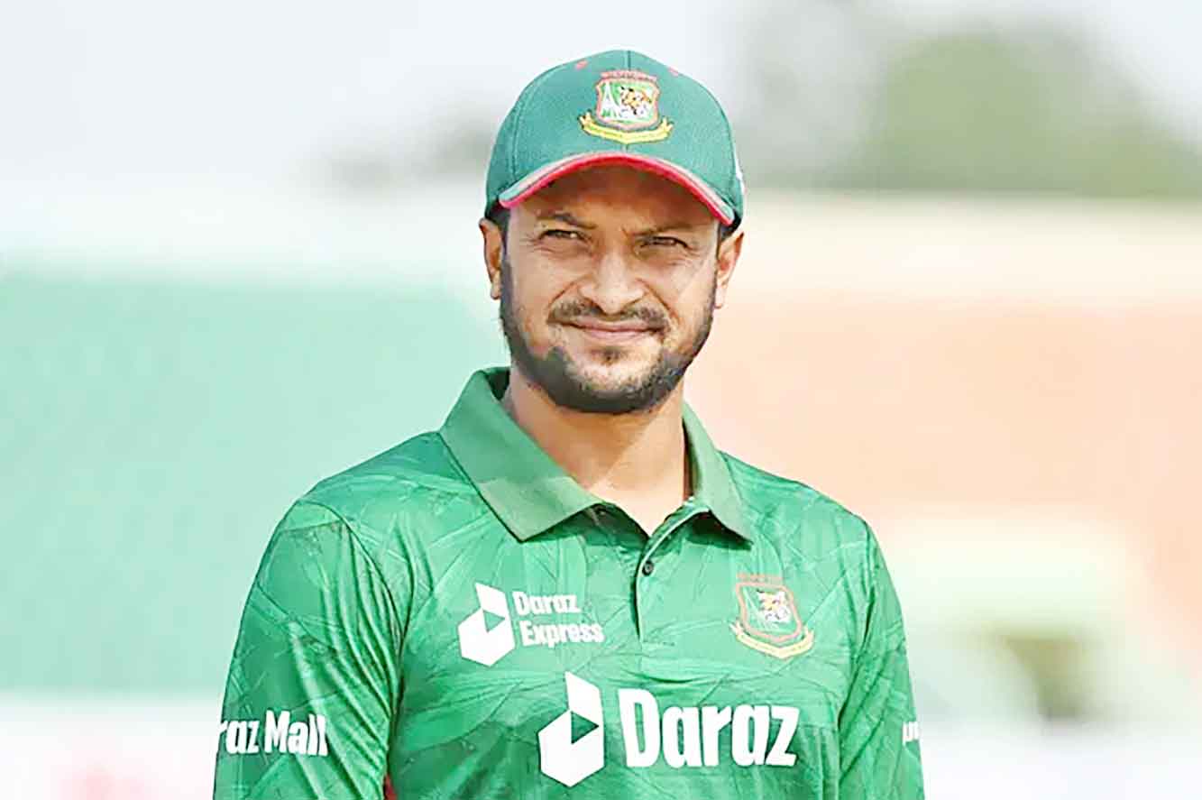 ব্যাটসম্যান বলেই চ্যাম্পিয়ন্স ট্রফিতে নেই সাকিব