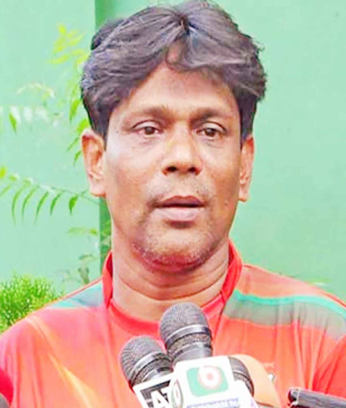 দলে সাকিব না থাকায় ক্ষোভ রফিকের