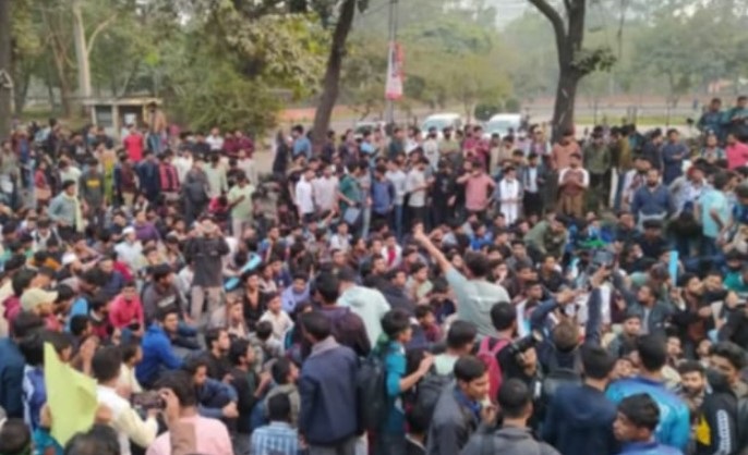 শিক্ষার্থীদের অনশন প্রত্যাহার, শাট ডাউন থাকবে জবি