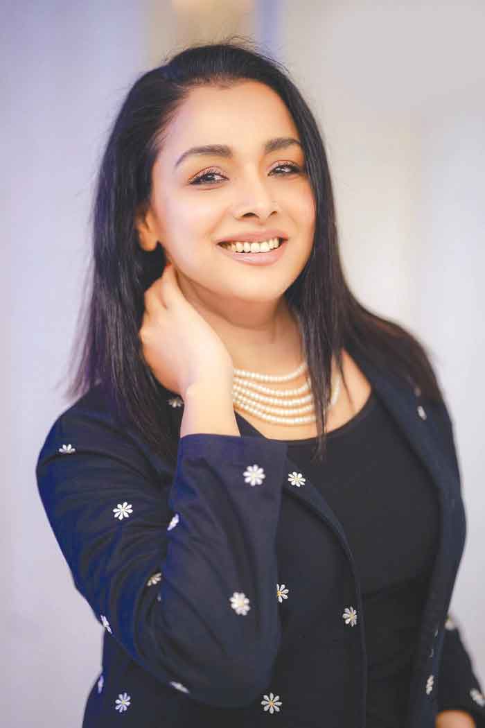 সব সময় একটা অপূর্ণতা মনে হয়:রুনা খান