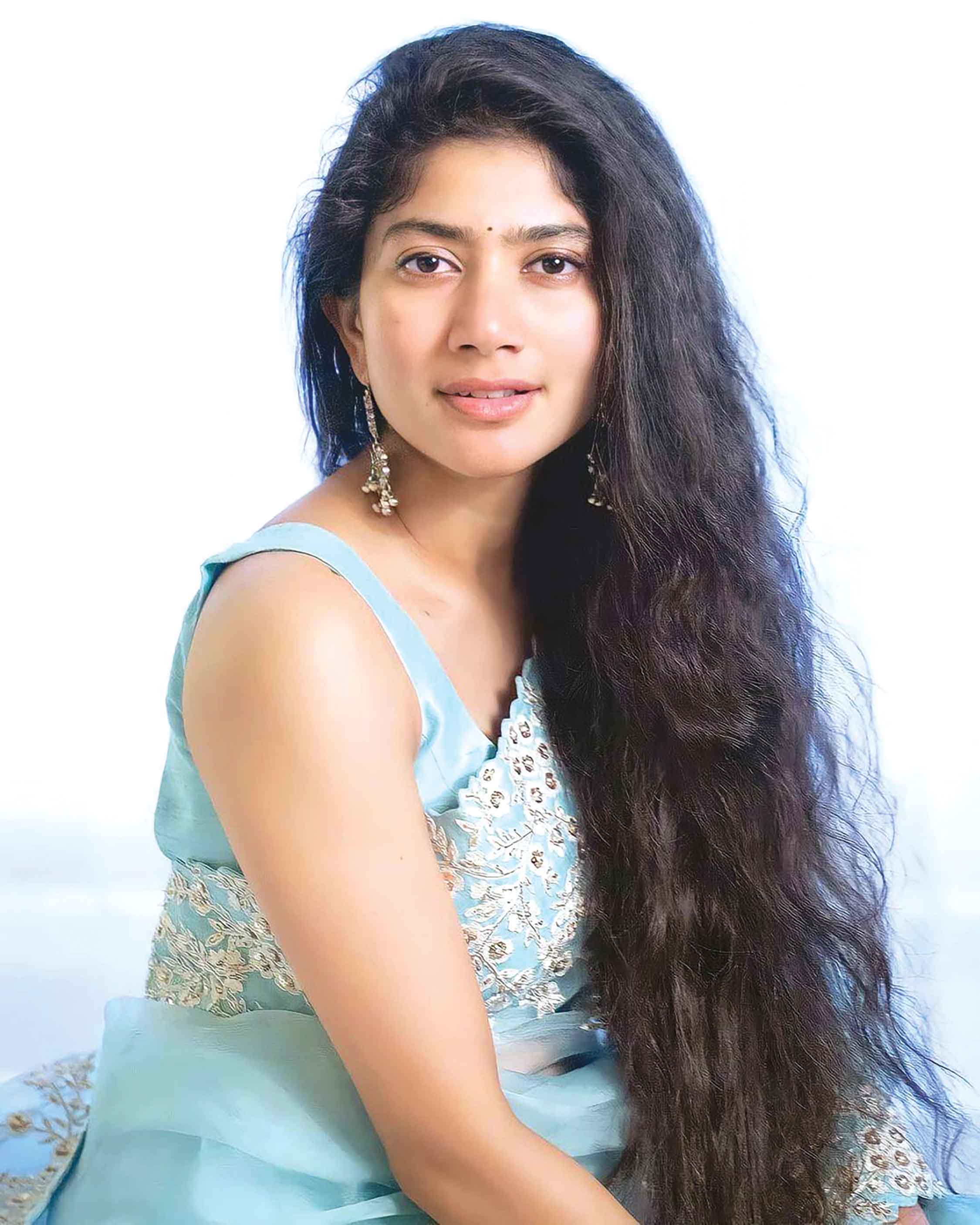 প্রথমবার নারীকেন্দ্রিক সিনেমায় সাই পলস্নবী
