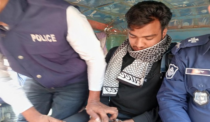 জাবিতে ছাত্রলীগ কর্মী আটক