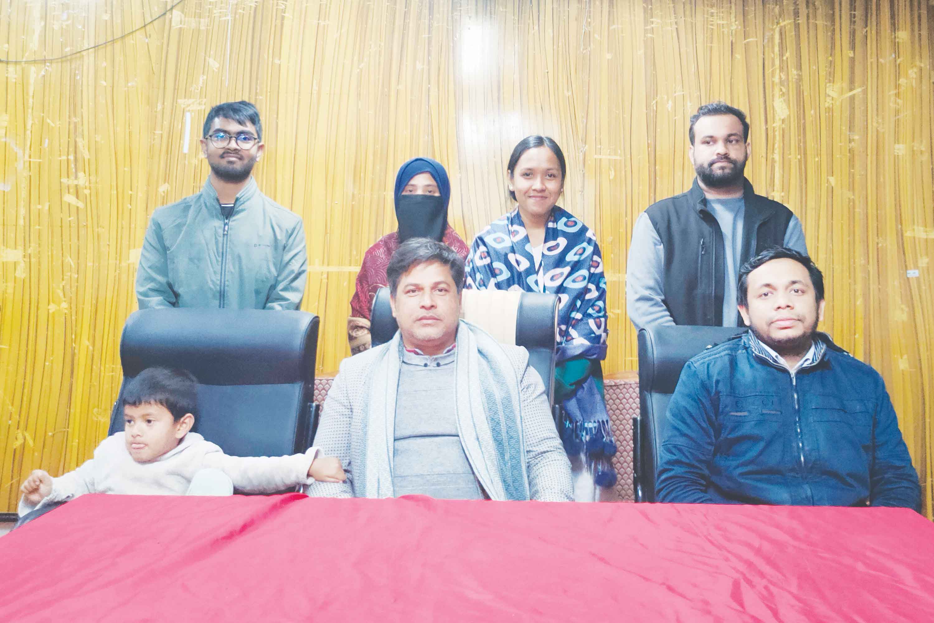 হিমশীতল সন্ধ্যায় স্ফূরণ ৫৬'র চড়ুইভাতি সমাগম