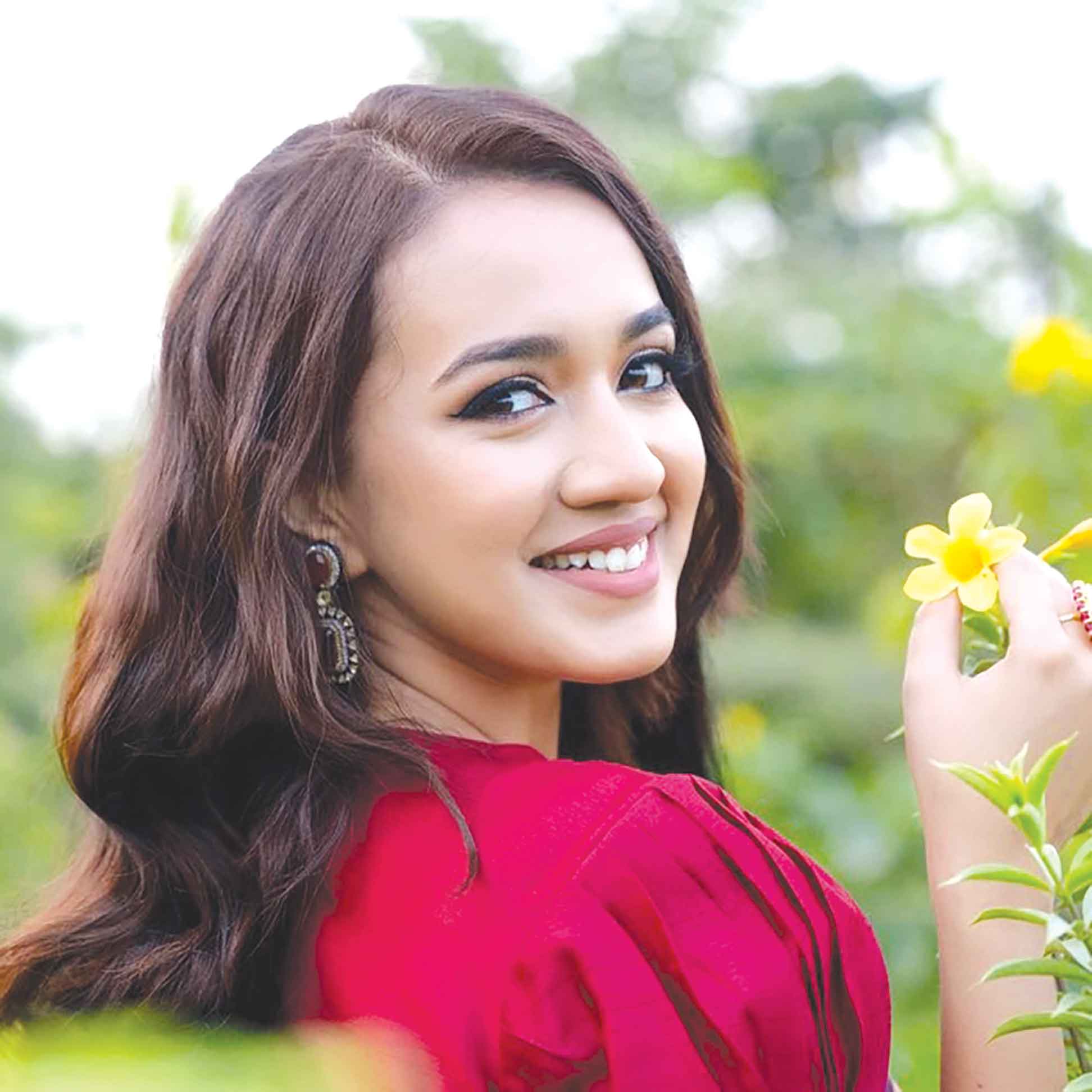 কখনো স্রোতে গা ভাসাইনি আইশা খান