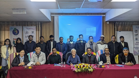হাবিপ্রবিতে সমন্বিত আগাছা ব্যবস্থাপনা বিষয়ক প্রশিক্ষণে অস্ট্রেলিয়ার চার গবেষক