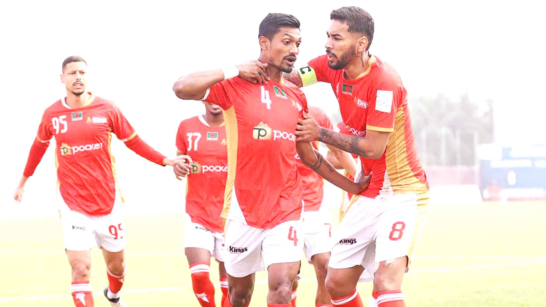 ওয়ান্ডারার্সের জালে গোল উৎসব বসুন্ধরা কিংসের