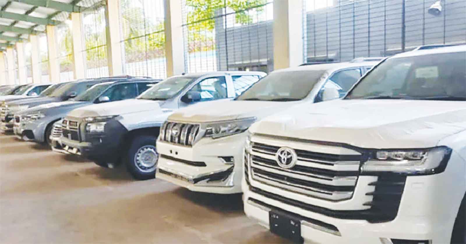 চট্টগ্রামে আ'লীগের সাবেক ২৪ এমপির গাড়ি নিলামে