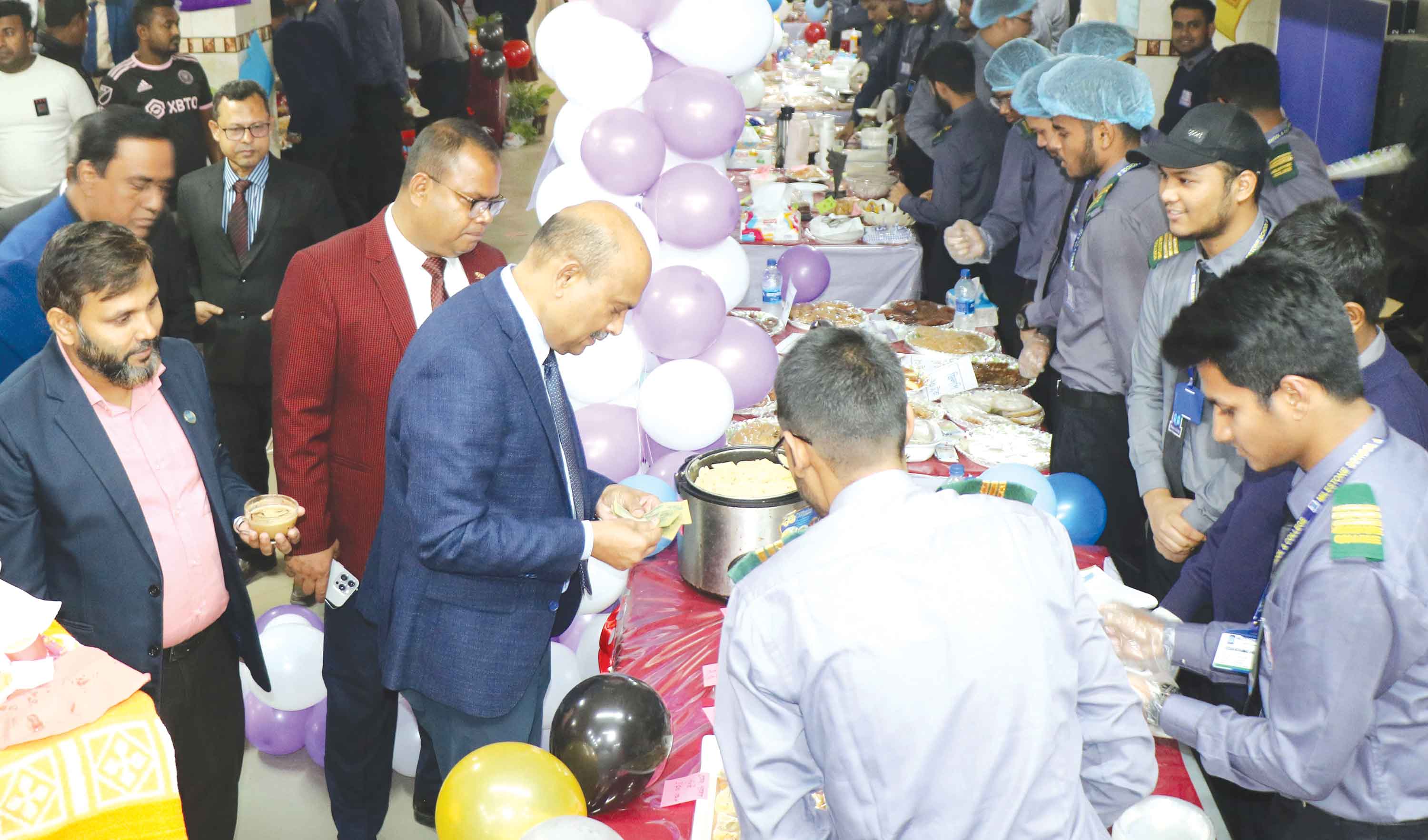 মাইলস্টোন কলেজে তারুণ্যের উৎসব