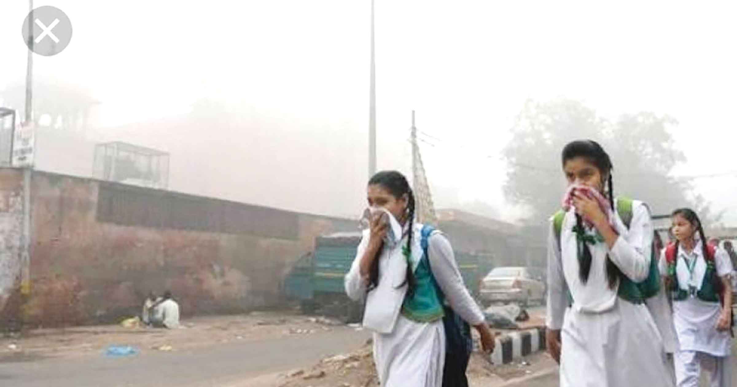 বায়ুদূষণে ফের শীর্ষে ঢাকা