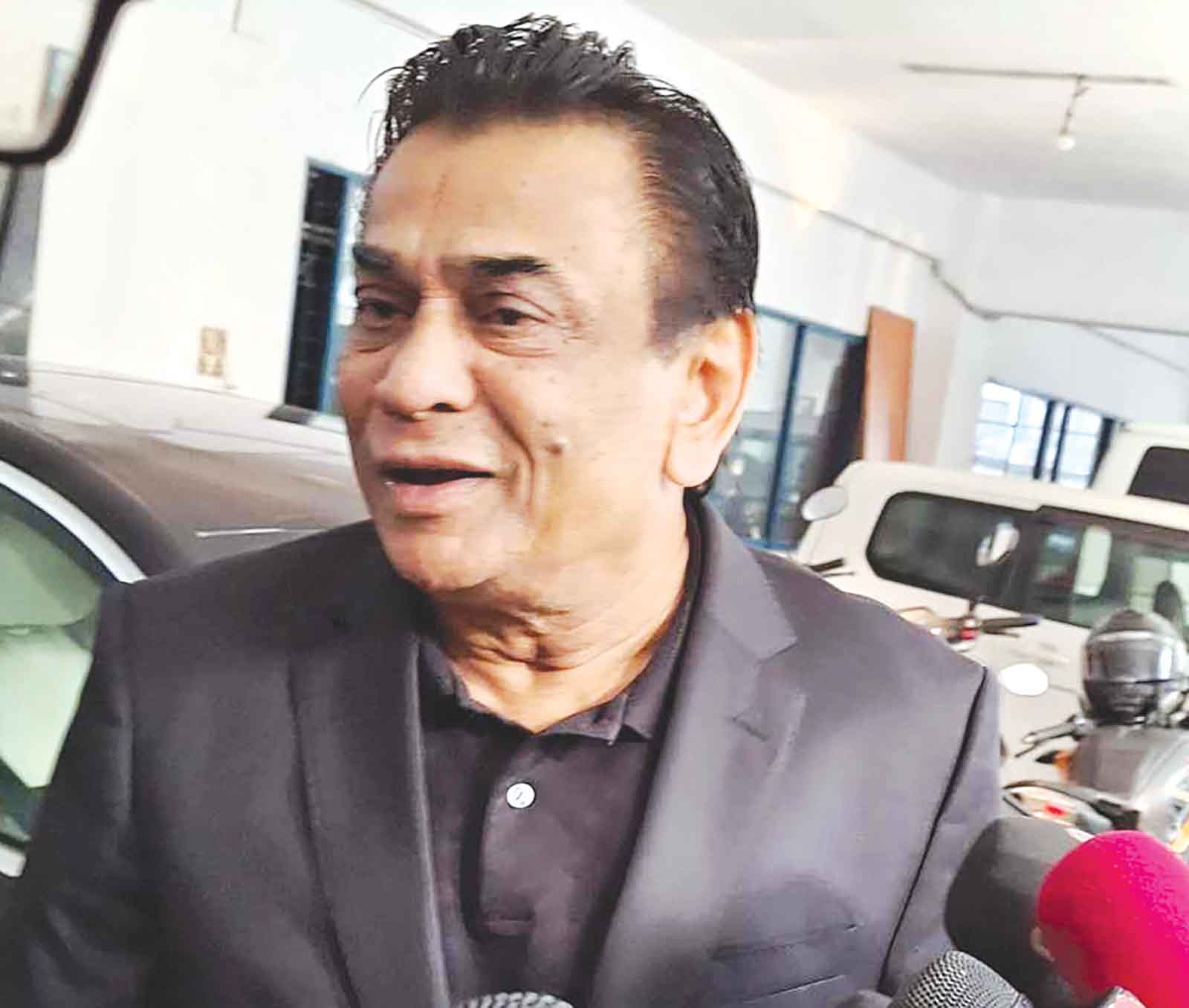 হঠাৎ বাফুফে ভবনে কাজী সালাউদ্দিন