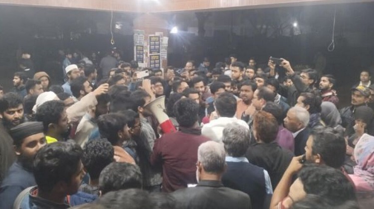 ৬ ফেব্রুয়ারির মধ্যে জাকসুর তফসিল ঘোষণা না করলে ভর্তি পরীক্ষা বন্ধের আল্টিমেটাম