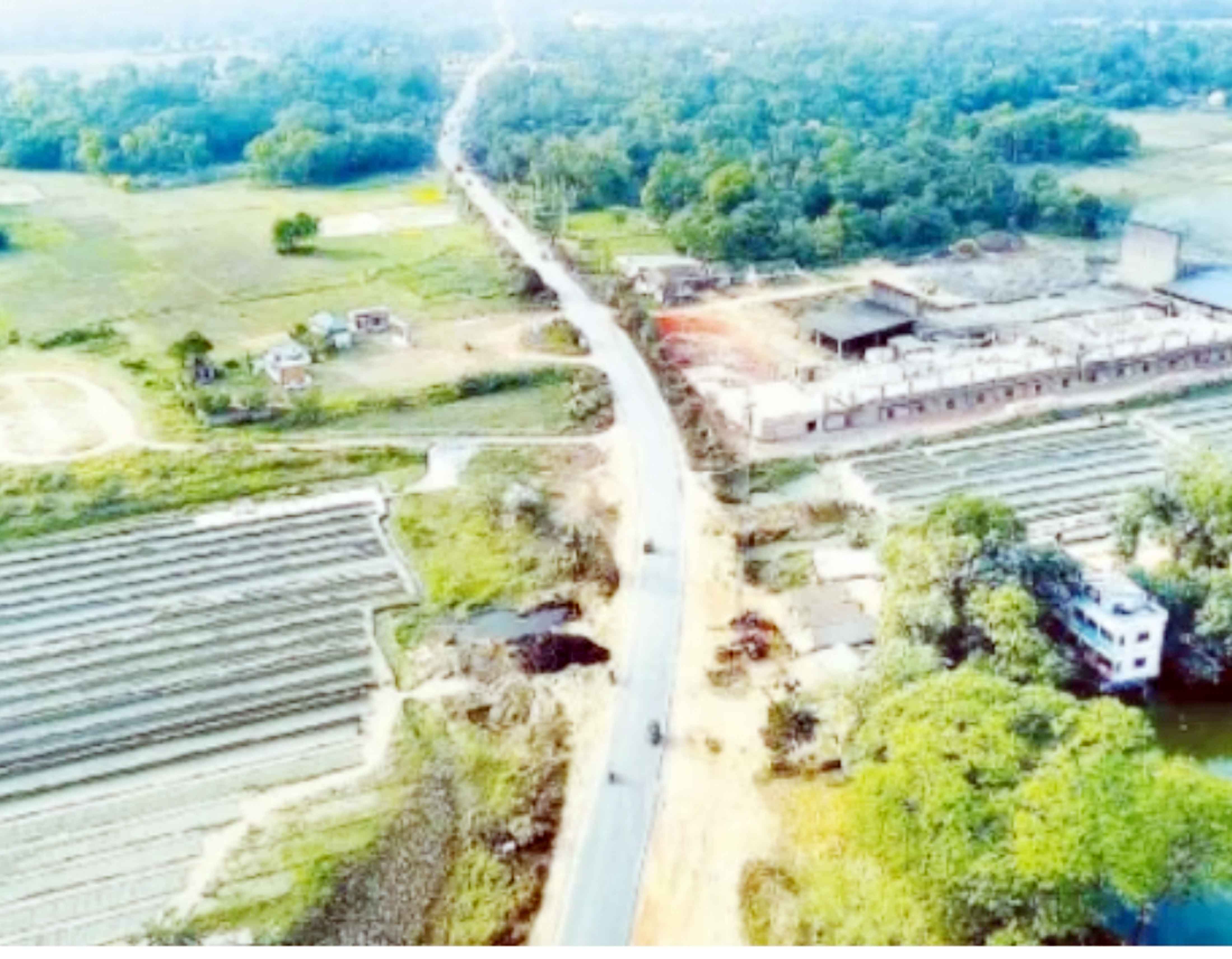 ঝুলে আছে কুমিলস্না-ব্রাহ্মণবাড়িয়া ফোর লেন মহাসড়ক প্রকল্প