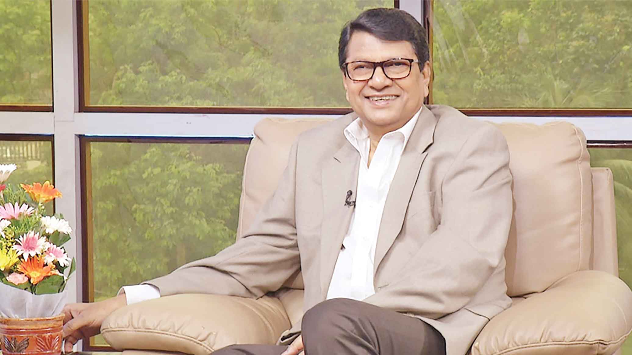 প্রথমবার পডকাস্টে নায়ক আলমগীর
