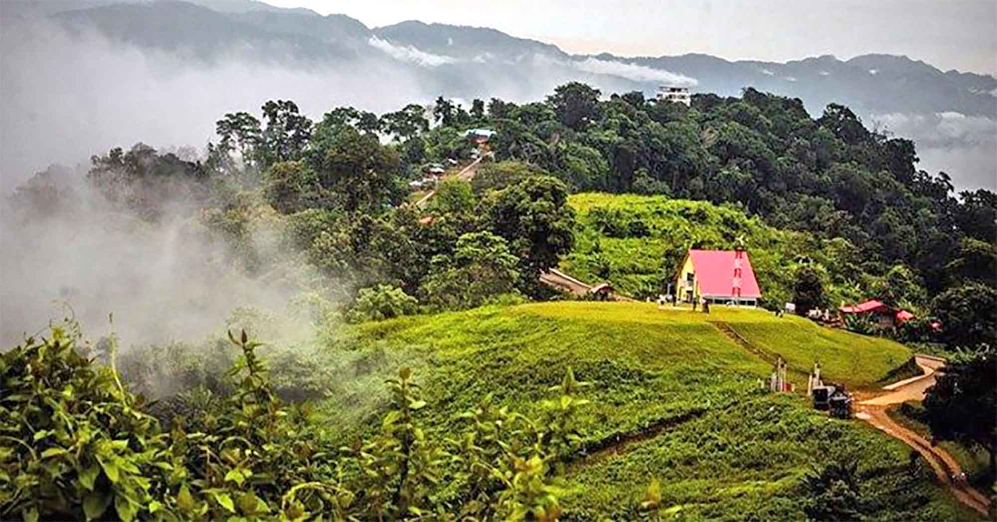 সাজেকে পর্যটকদের ঢল, কক্ষ না পেয়ে অনেকেই বিপাকে