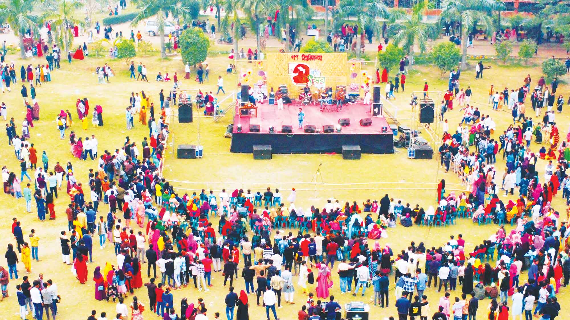 পিঠার ধোঁয়ায় স্মৃতির মহল