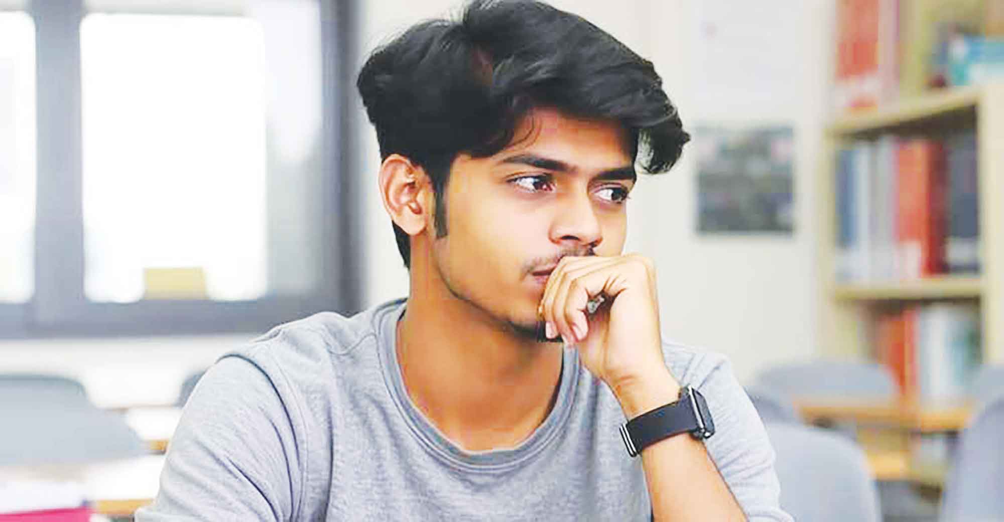 পার্ট-টাইম চাকরি ছাড়ছে বিদেশি শিক্ষার্থীরা