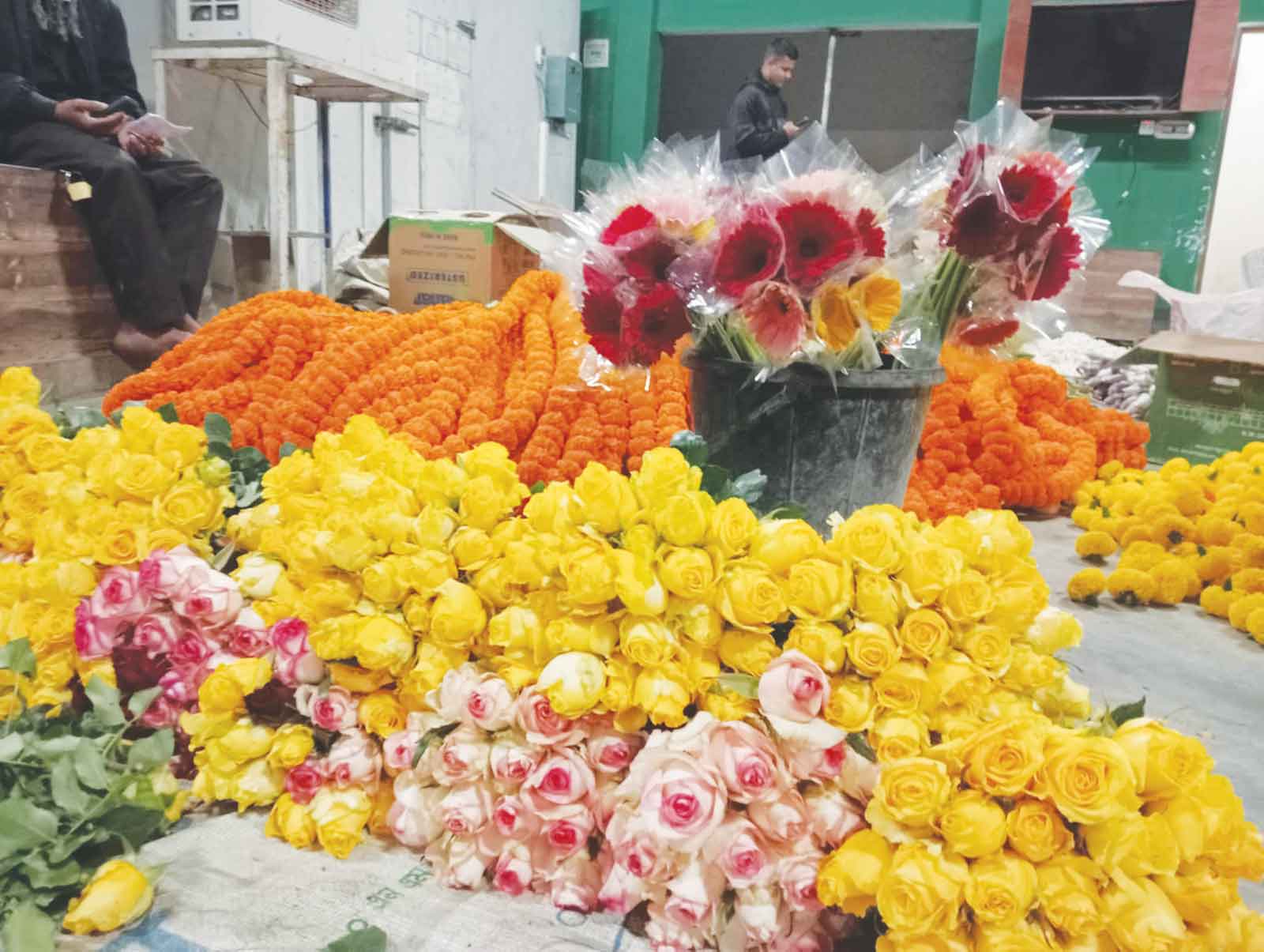 যশোর ও ঝিনাইদহে শত কোটি টাকার ফুল বেচাকেনার প্রস্তুতি