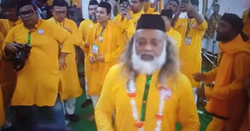 টিকটক পীরের আস্তানায় রাত বিরাতে যা হয়