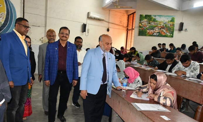 বাকৃবিতে ঢাবির স্নাতক ভর্তি পরীক্ষা সম্পন্ন, উপস্থিতি ৮৩.৫২%