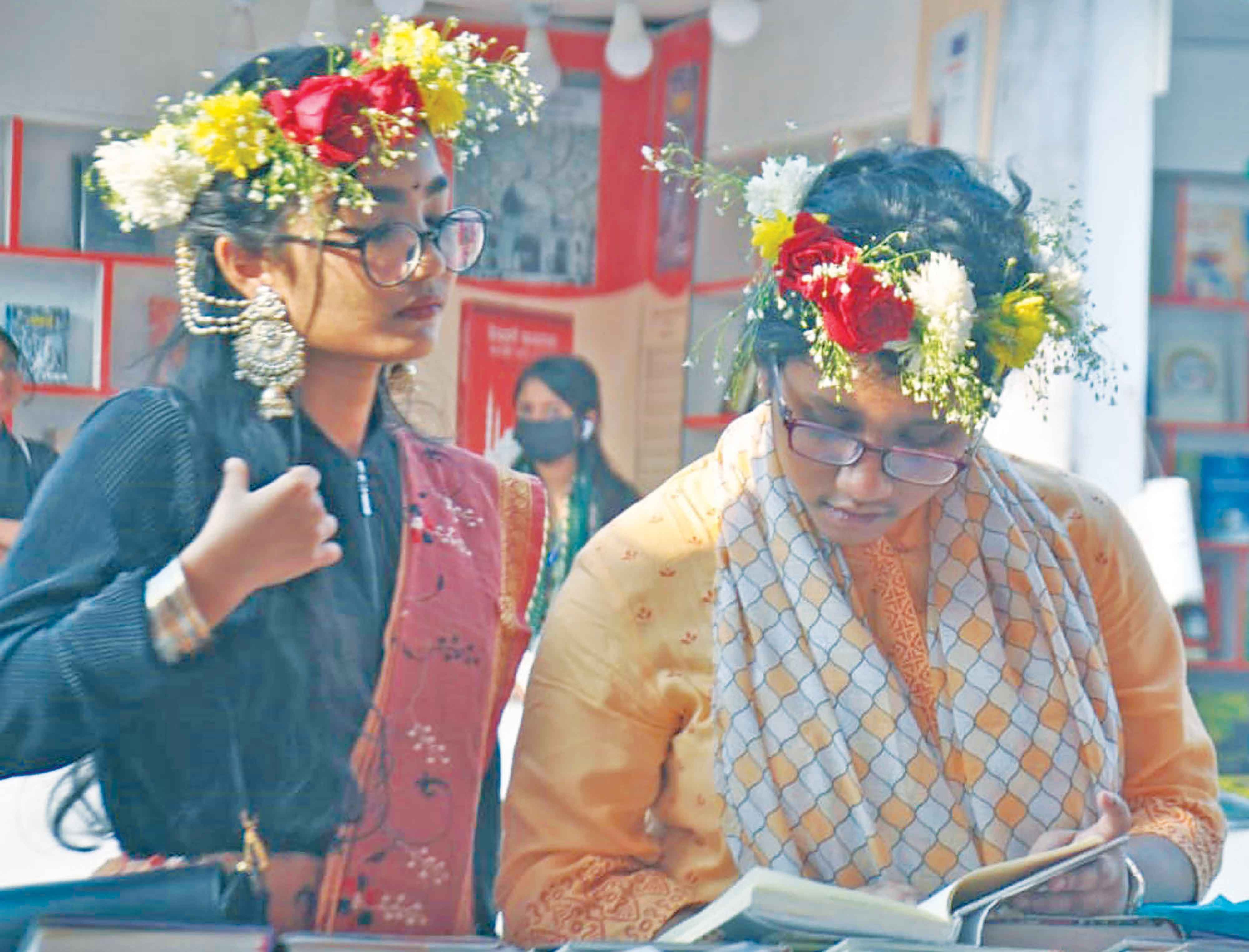 বসন্তের ছোঁয়া বইমেলায়