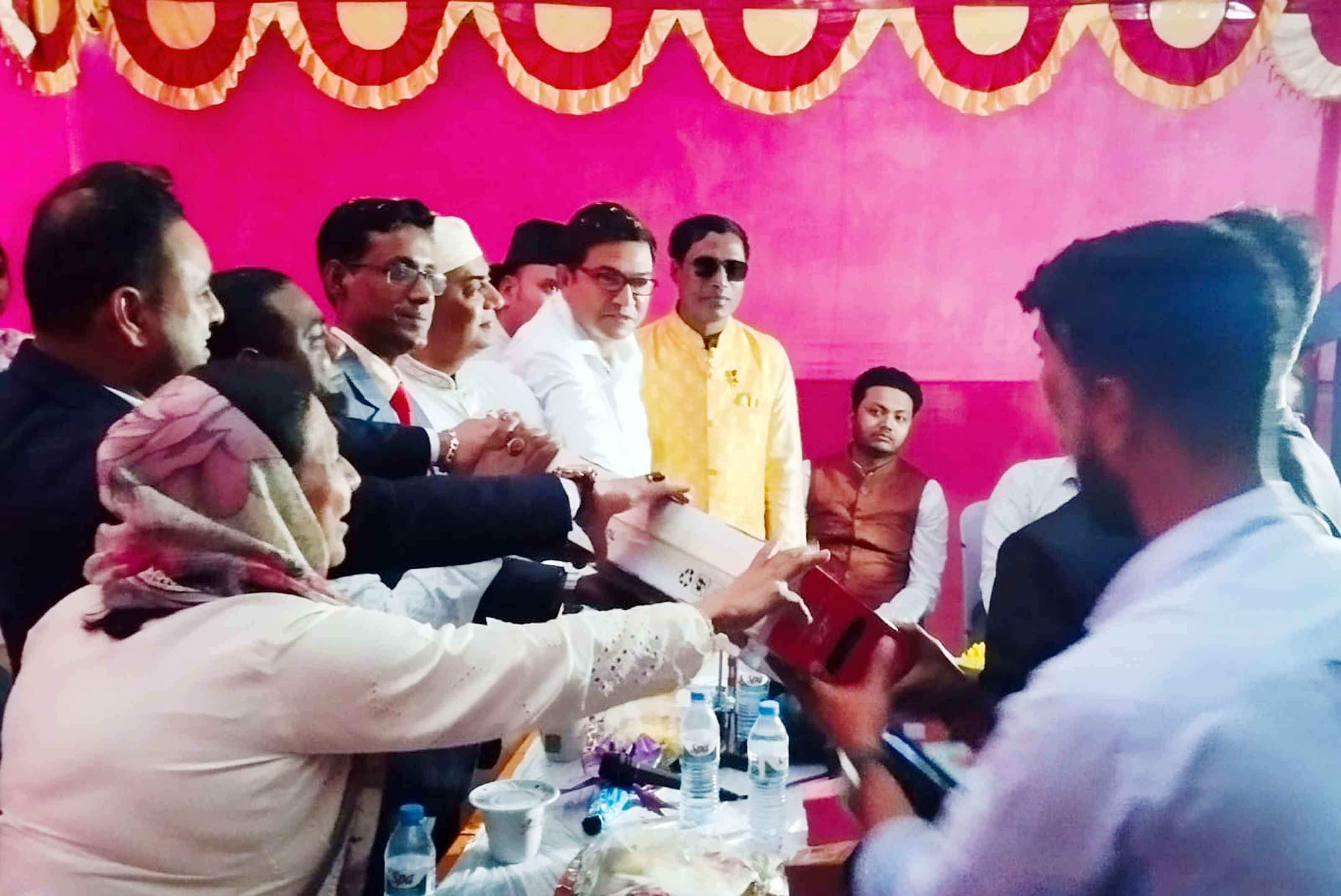 মুন্সীগঞ্জে কৃতী সন্তানদের সংবর্ধনা অনুষ্ঠান