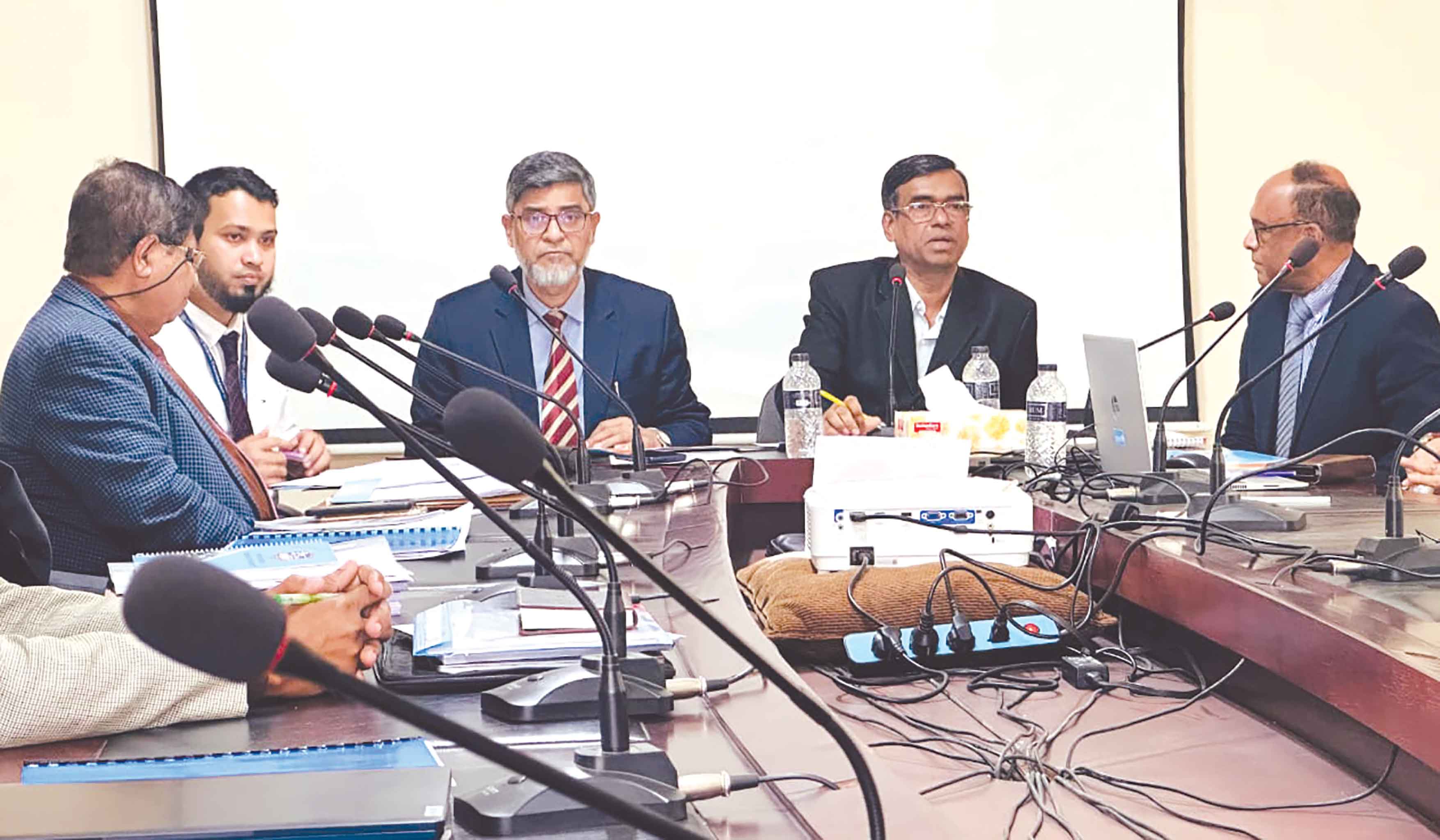 সিলেটের তিন বেসরকারি বিশ্ববিদ্যালয় পরিদর্শন ইউজিসির