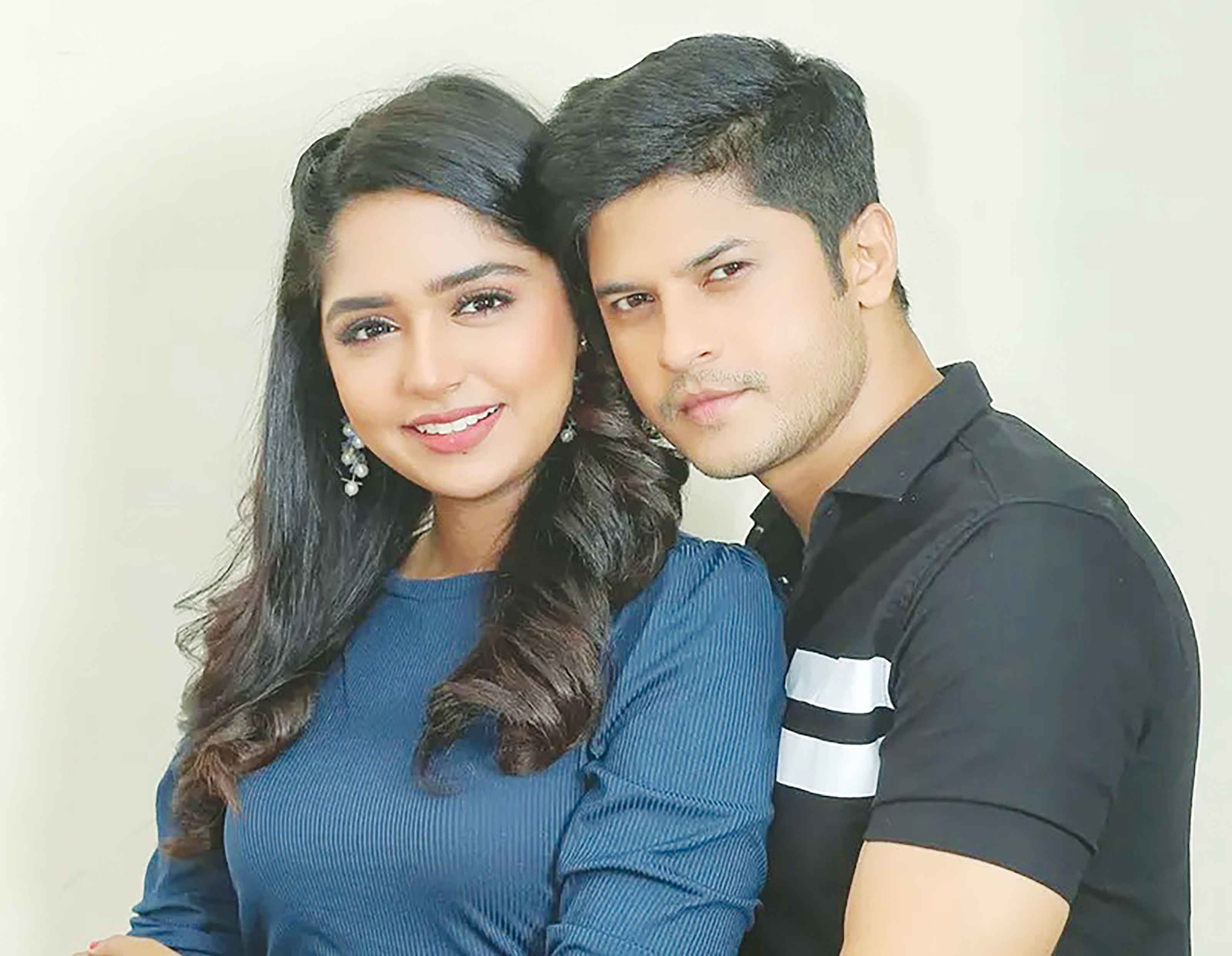নিলয়-হিমির 'টাক কোনো সমস্যা না'