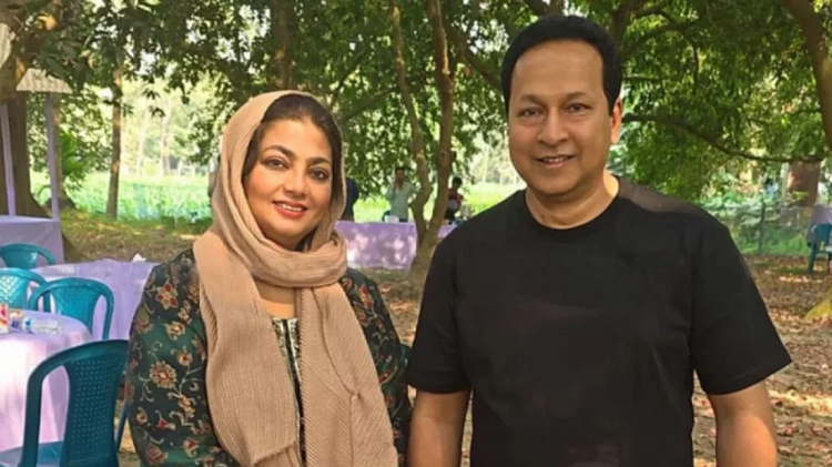 সেই হেনা আর ছ্যাকা খাওয়া বাপ্পারাজ একসঙ্গে... কিন্তু?
