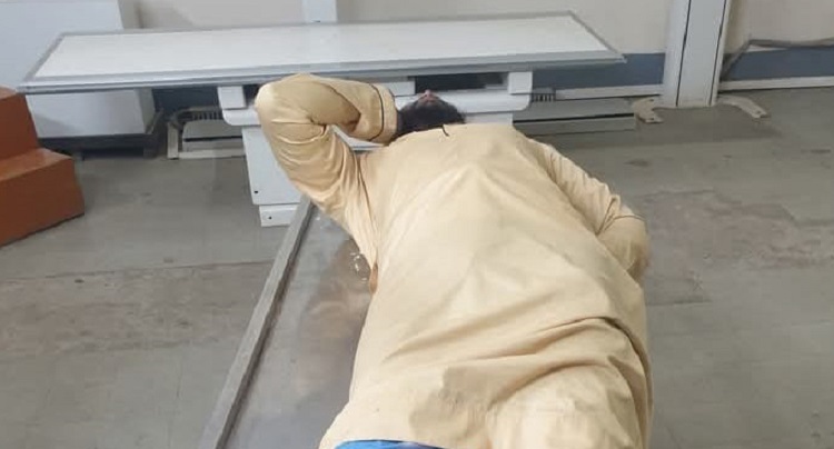 সিলেটে ফেসবুক কমেন্টের জেরে  কলেজ শিক্ষার্থীকে ছুরিকাঘাত