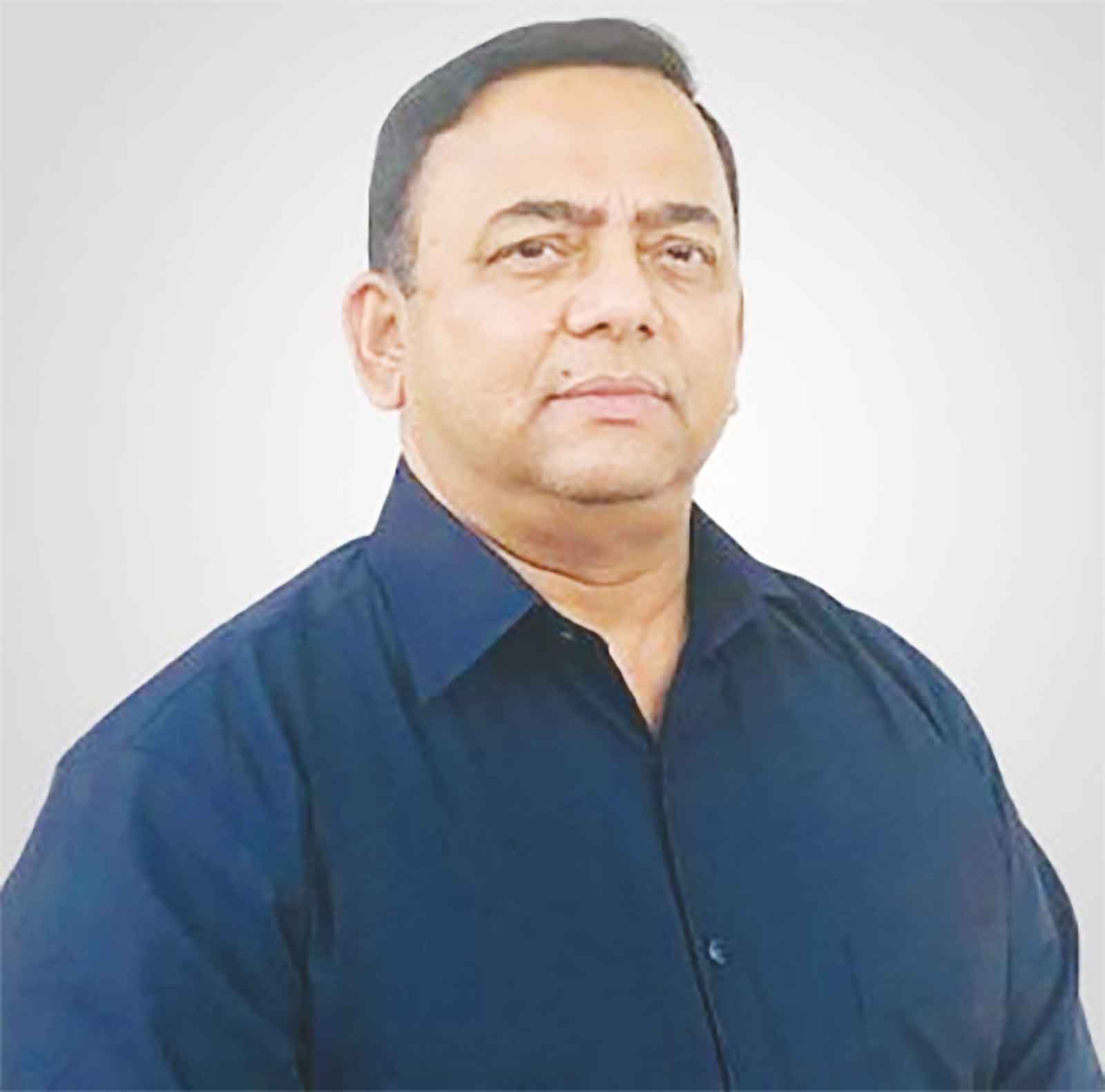 অর্থপাচার :বেনজীর তার স্ত্রী-কন্যাদের নামে মামলা
