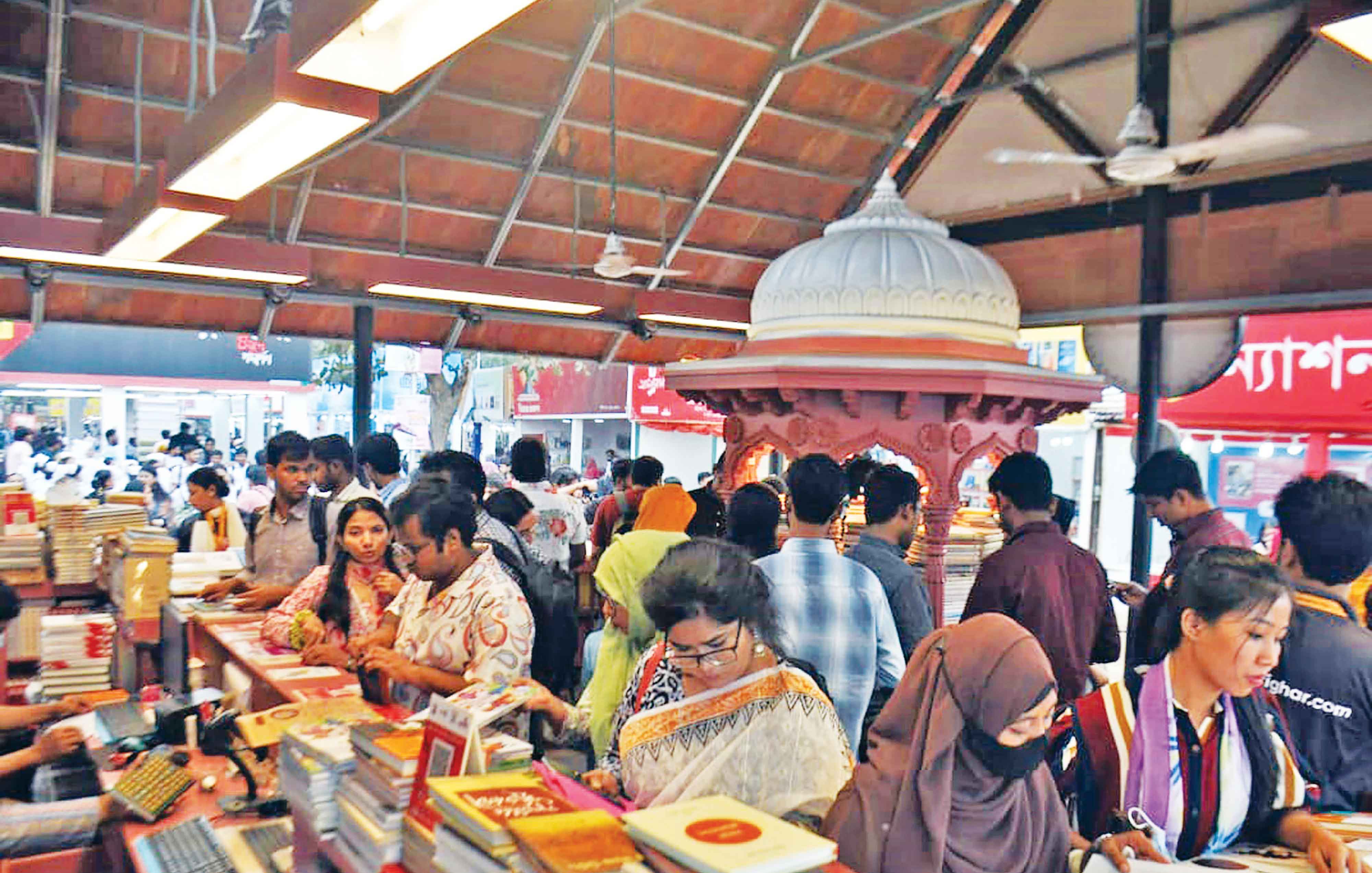 বইমেলায় বিদায়ের সুর