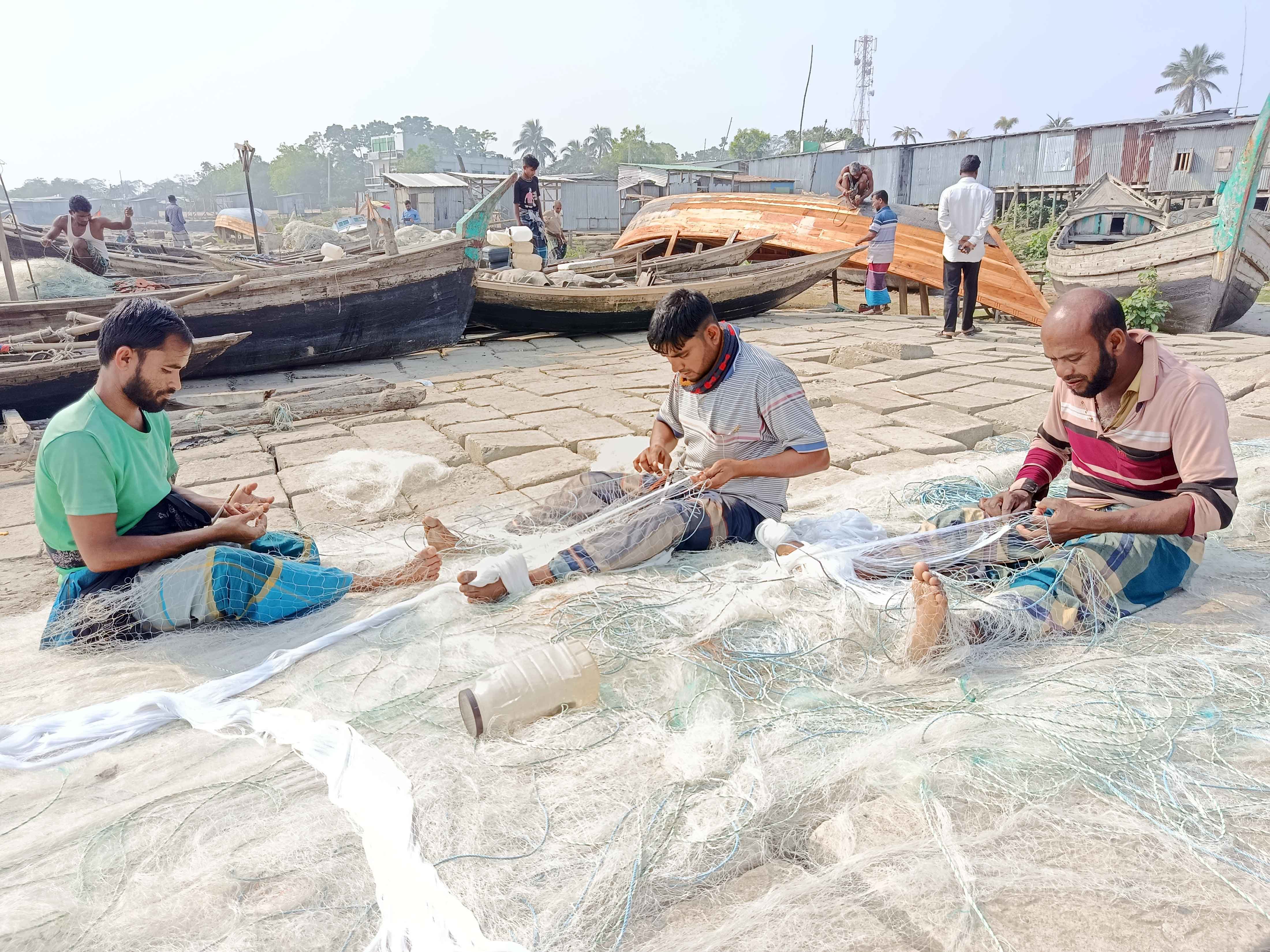 ভোলায় দুই মাসের নিষেধাজ্ঞায় জেলেশূন্য মেঘনা ও তেঁতুলিয়া