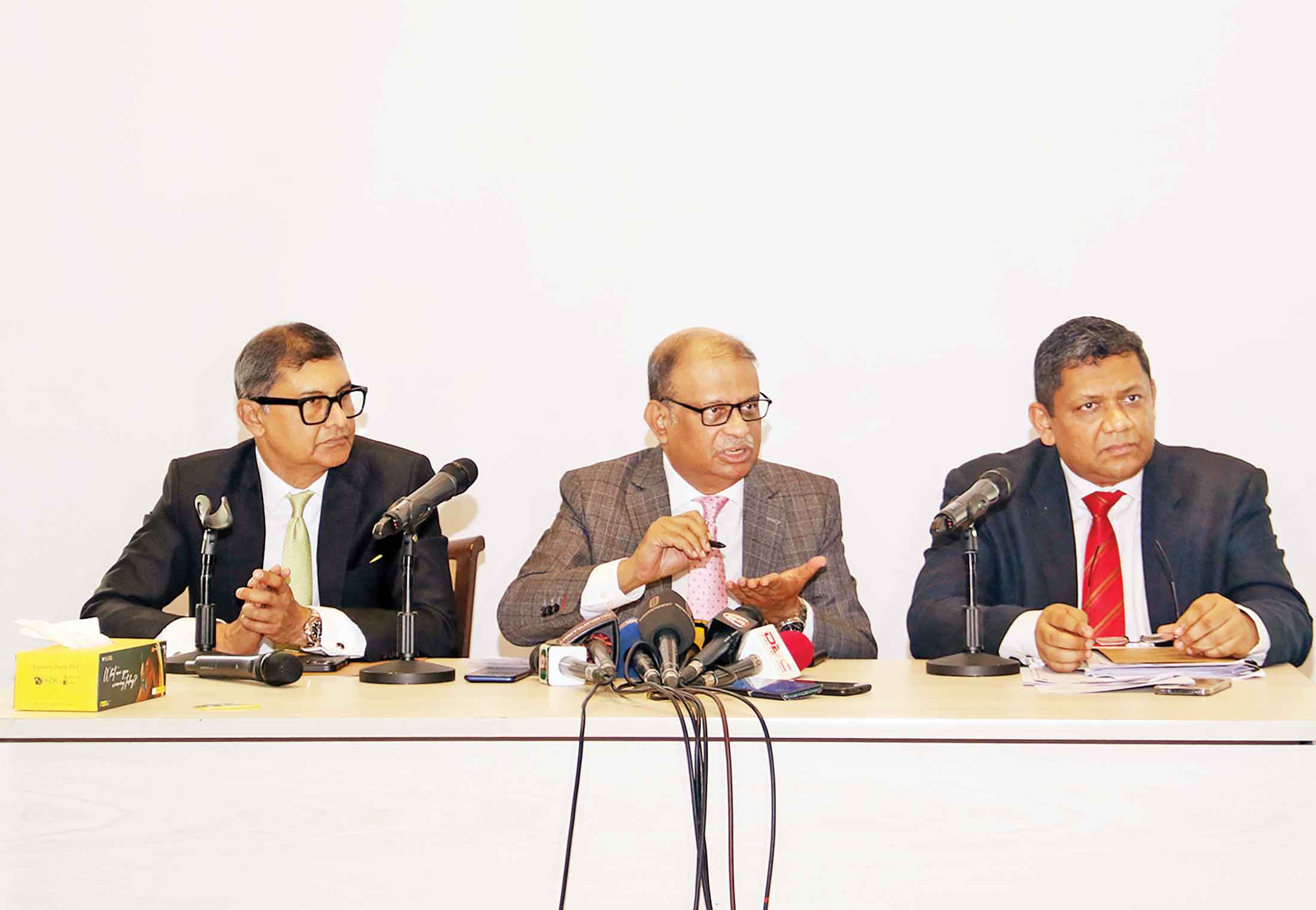 ইস্টার্ন ব্যাংকের বিরুদ্ধে গ্রাহকের মামলার স্পষ্ট ব্যাখ্যা দিল ব্যাংক কর্তৃপক্ষ