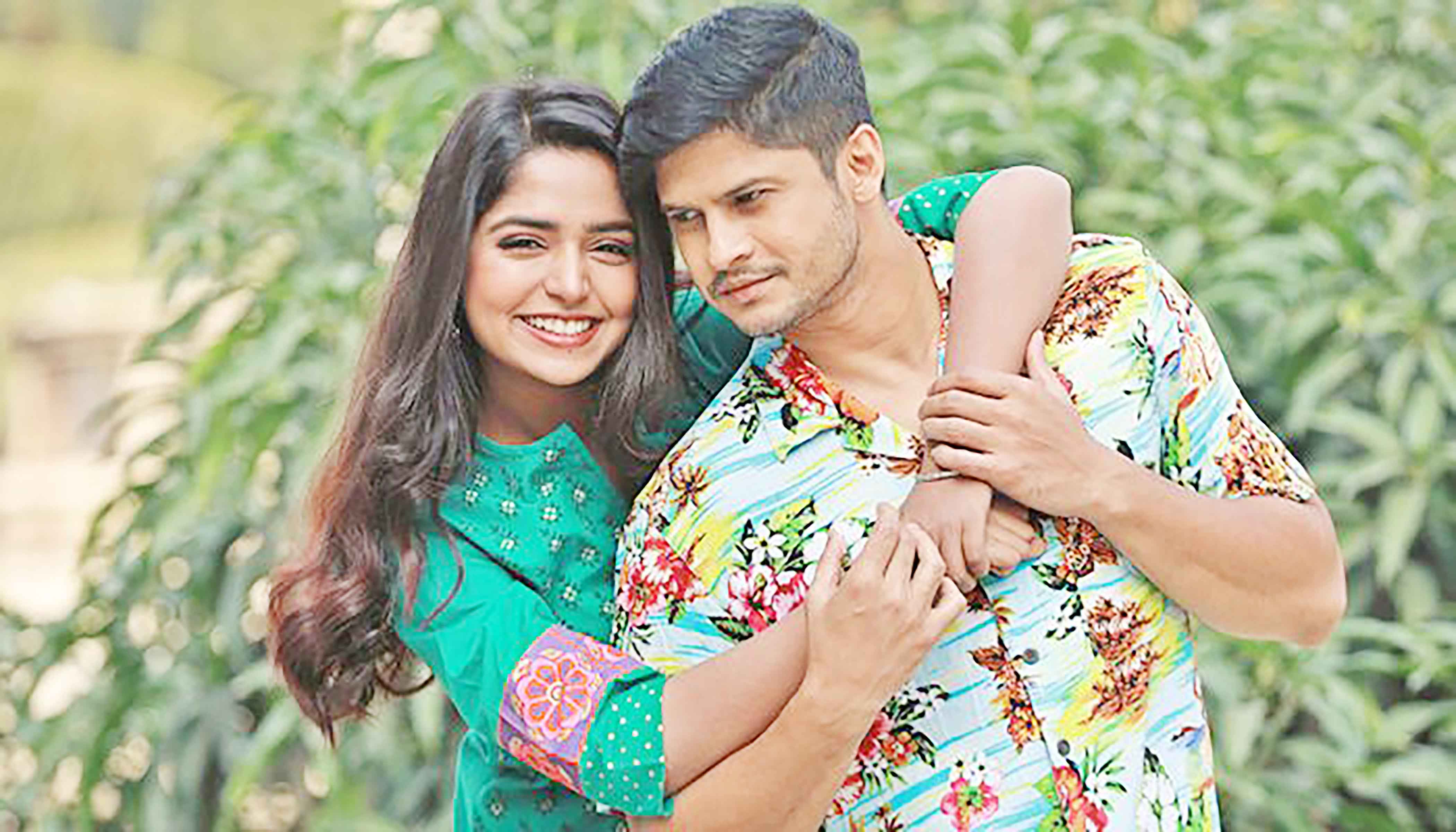 নিলয়-হিমির 'নিহারকলি'