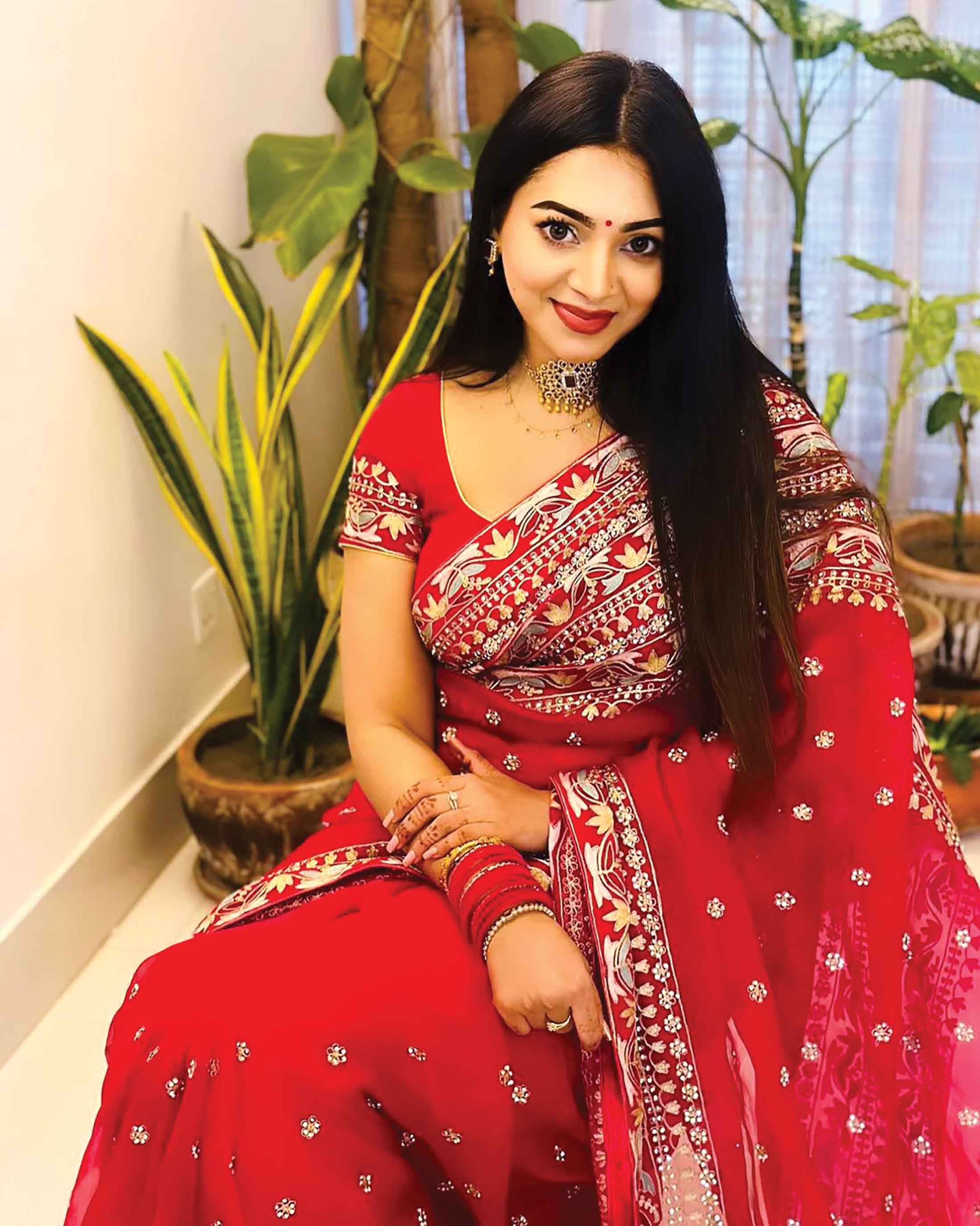 আলোচনায় প্রভা