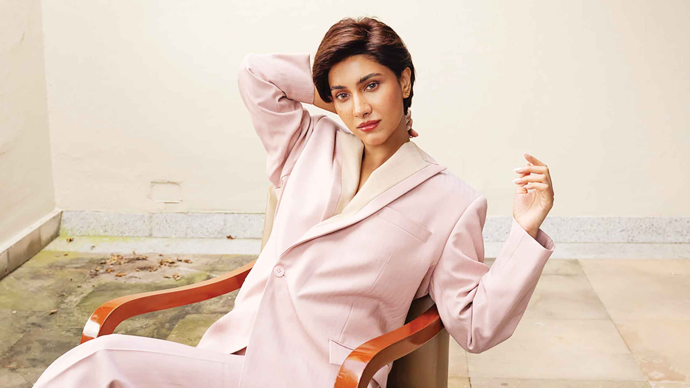 সেরা হলেন রুক্মিণী