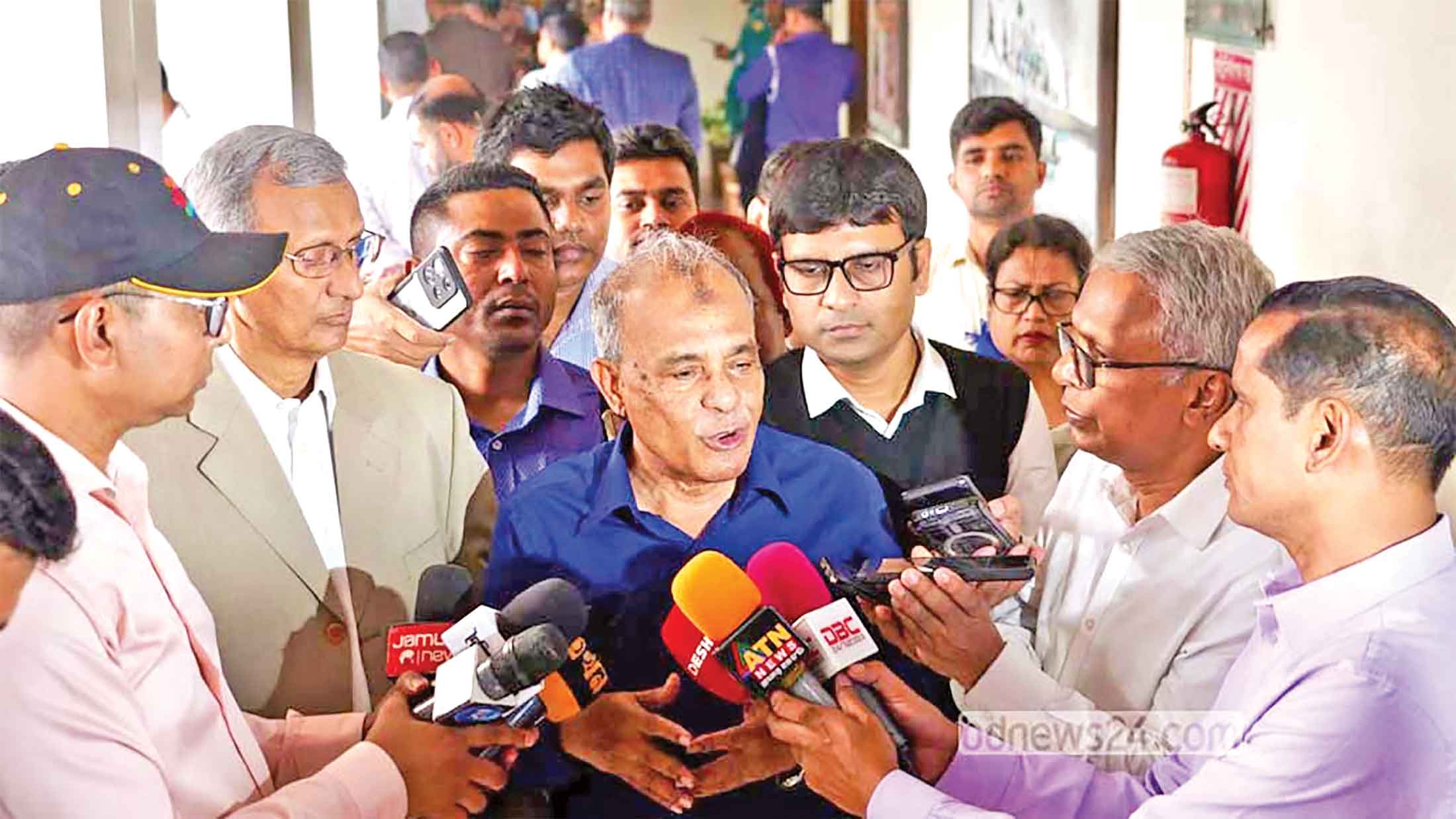 বাহিনী দিয়ে সব সময় মব নিয়ন্ত্রণ করা যায় না :স্বরাষ্ট্র উপদেষ্টা