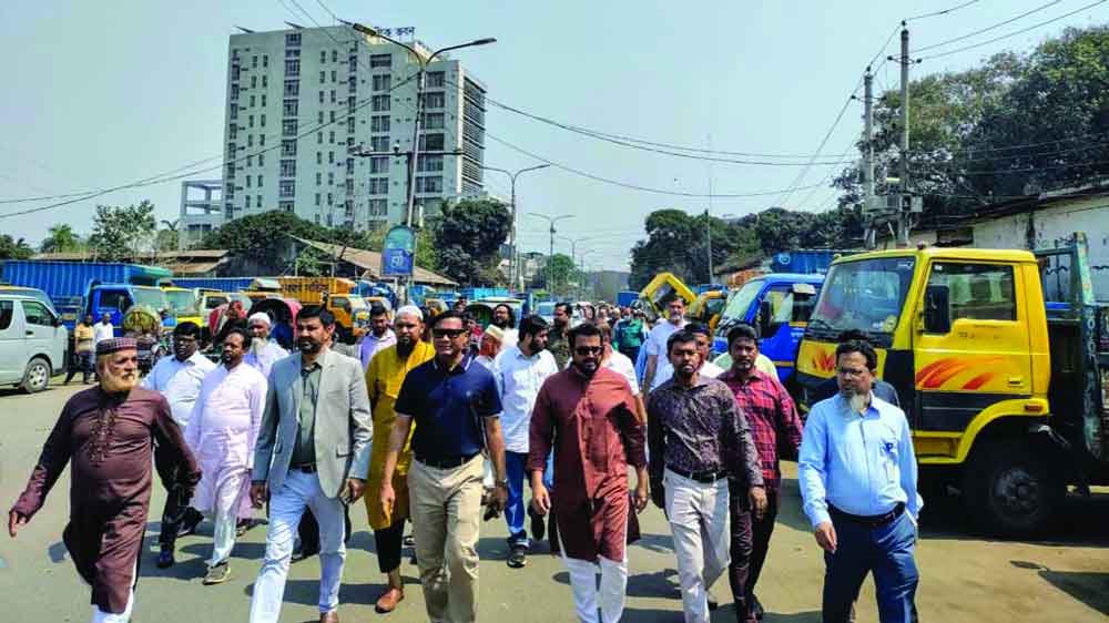 সড়কে শৃঙ্খলা নিশ্চিত করার নির্দেশ ডিএনসিসি প্রশাসকের
