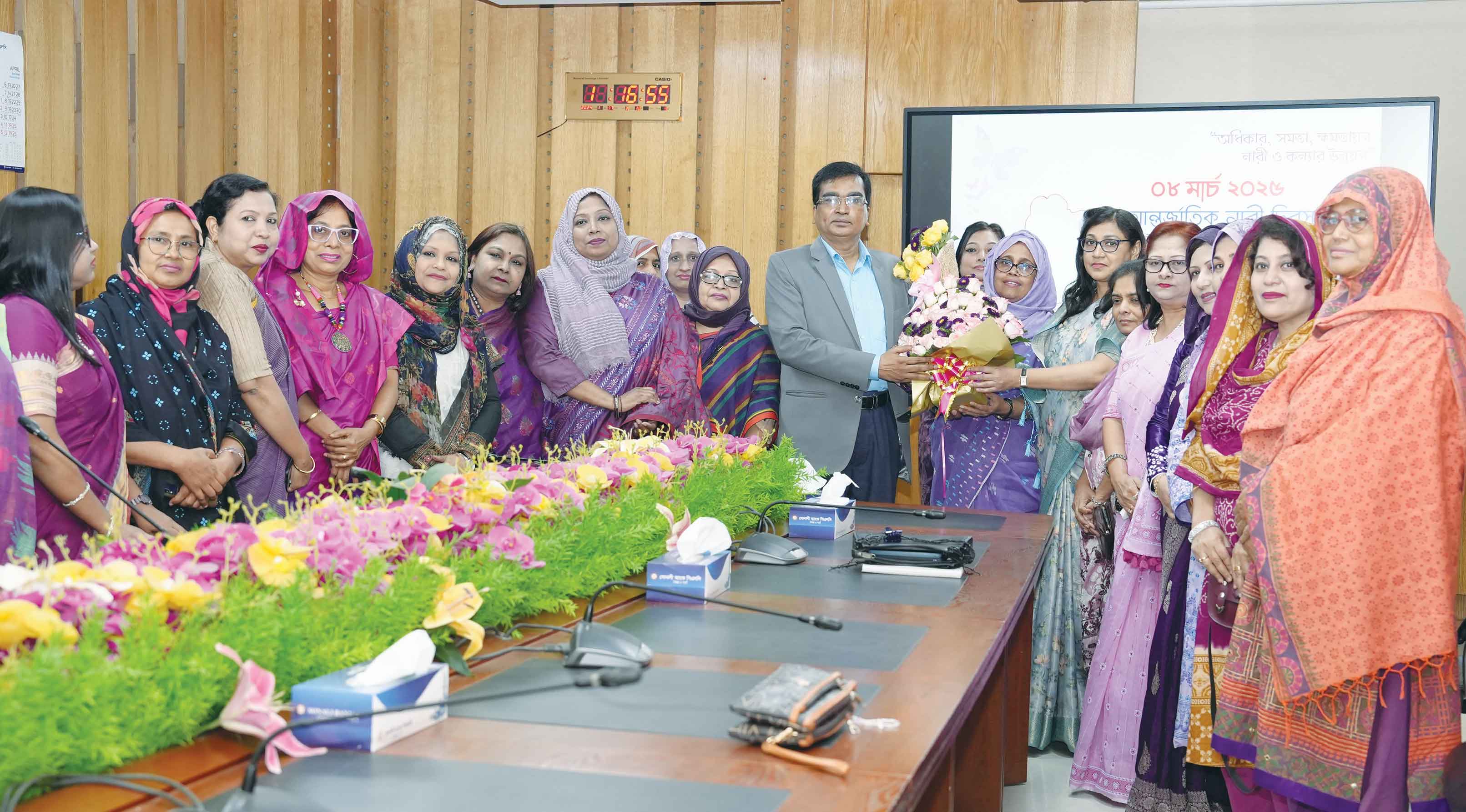 সোনালী ব্যাংকে আন্তর্জাতিক নারী দিবস উদযাপন