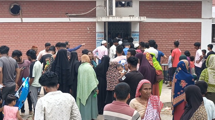 ব্রাহ্মণবাড়িয়ায় লরি চাপায় অটোরিকশার দুই যাত্রী নিহত