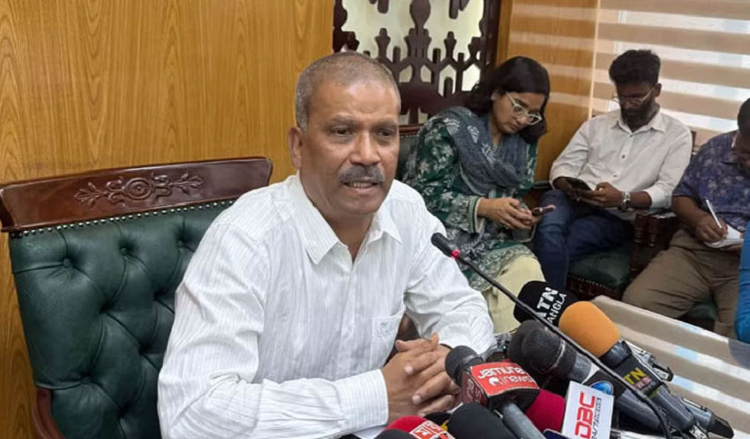 মডেল মেঘনা আলমের গ্রেপ্তারের প্রক্রিয়া সঠিক হয়নি : আসিফ নজরুল