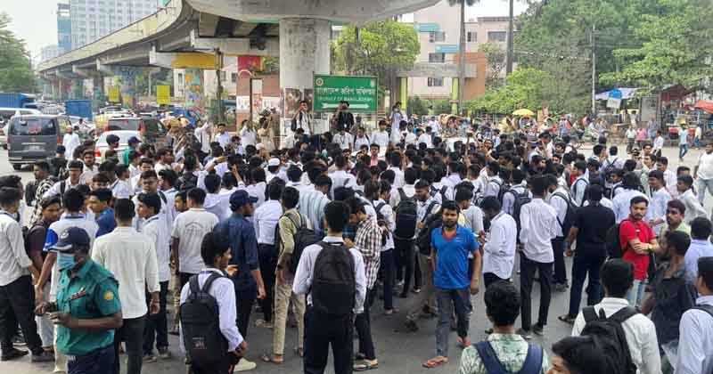 রাজধানীর সাতরাস্তা অবরোধ, যানজটে নাকাল নগরবাসী