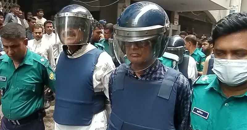 বাইরের চেয়ে ভিতরেই ভালো আছি : শাজাহান খান