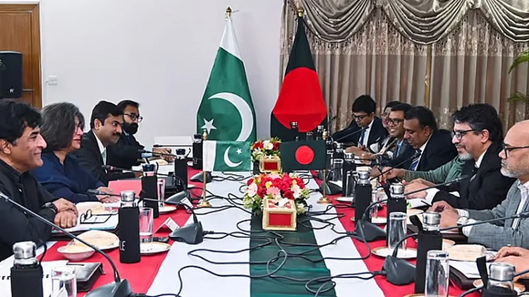 বাংলাদেশ-পাকিস্তান পররাষ্ট্র সচিব পর্যায়ের বৈঠক চলছে