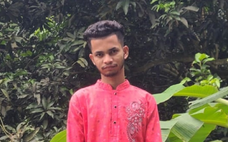 নলডাঙ্গায় অটোরিকশা উল্টে এসএসসি পরীক্ষার্থীর মৃত্যু