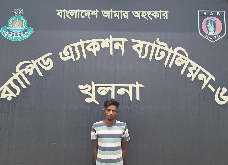র‍্যাব ৬  এর হাতে প্রধান আসামী গ্রেফতার